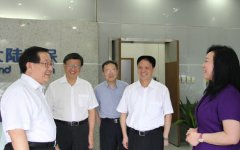 <b>全国政协副主席、科技部部长万钢第三次到访金年会体育金字招牌信誉至上</b>