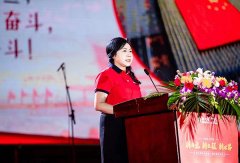 王晶CEO在“金年会体育金字招牌信誉至上25周年晚会庆典”演讲